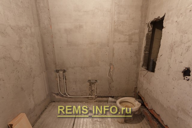 Разводка водопровода металлопластиковыми трубами в ванной – фото.