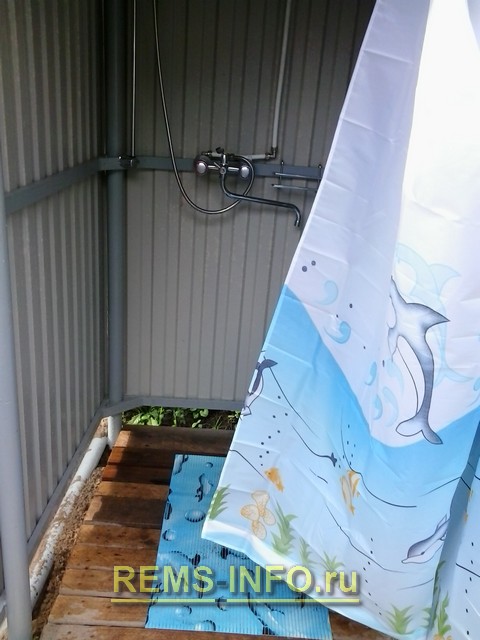 Как сделать летний душ на даче.