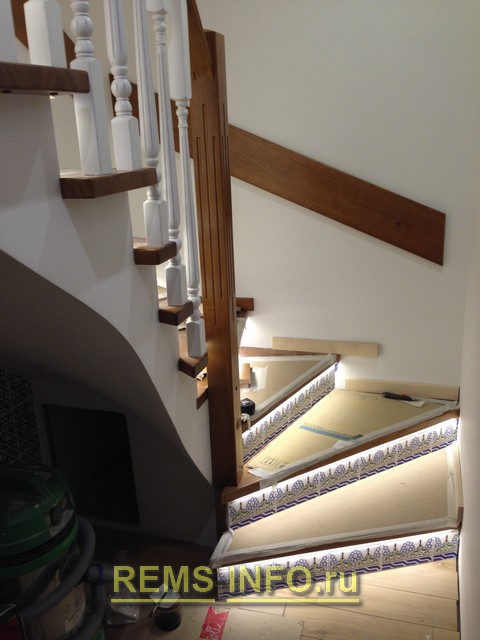 Фото отделки подступеней бетонной лестницы плиткой.
