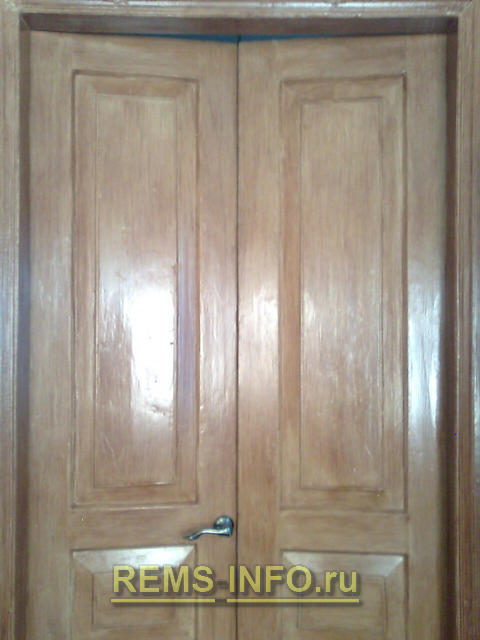 реставрация деревянных дверей