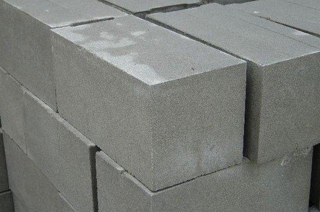 Фундаментные стеновые блоки для ручного монтажа.
