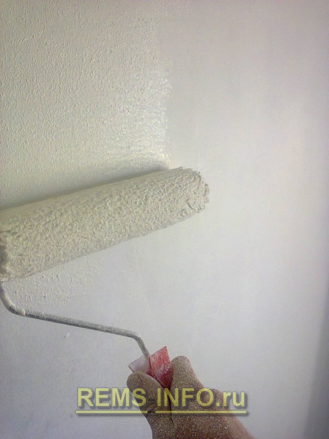 Подготовка поверхности потолка перед покраской